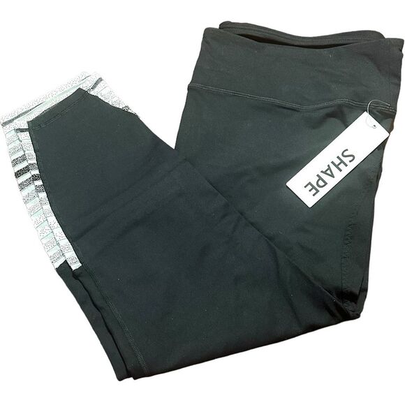 Shape size 3x leggings. Moisture wicking . Stretch/ tighter fit more movement. - Picture 1 of 6